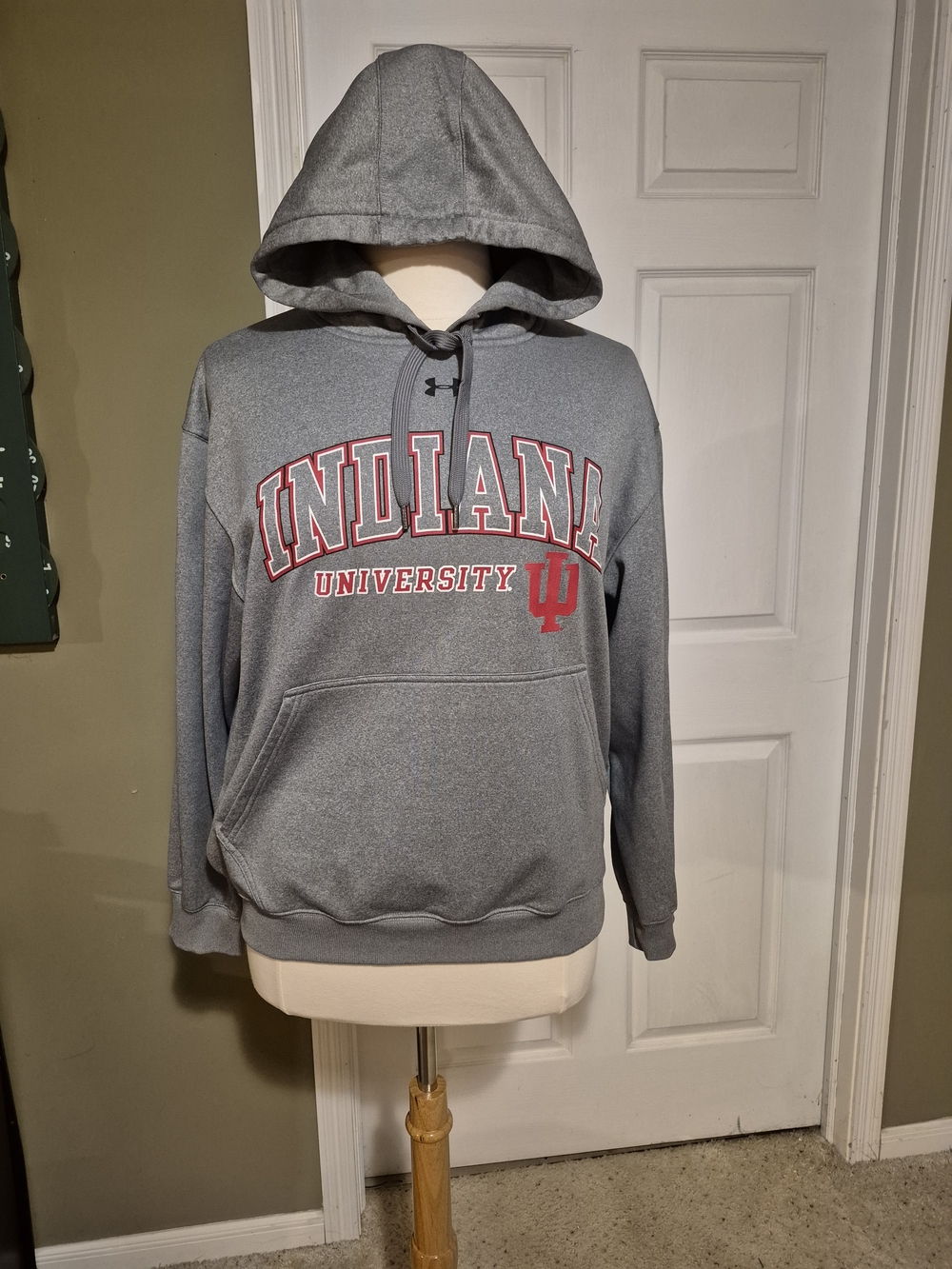 Under Armour Gray Indiana University Pullover Hoodie with Red Logo Large